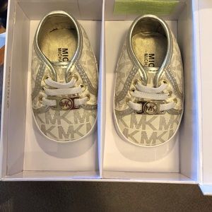 Michael Kors baby, Size 1 ,NEVER WORN and with box